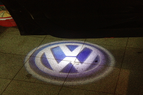Проекция логотипа volkswagen